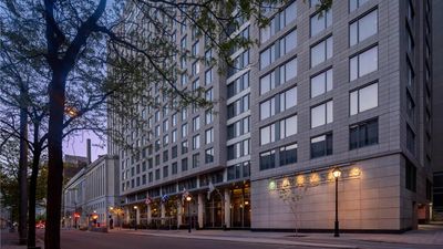 Embassy Suites Montreal by Hilton