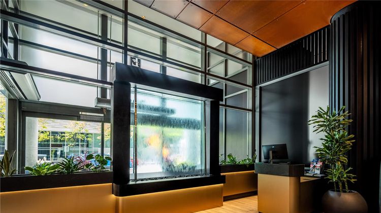Embassy Suites Montreal by Hilton Lobby
