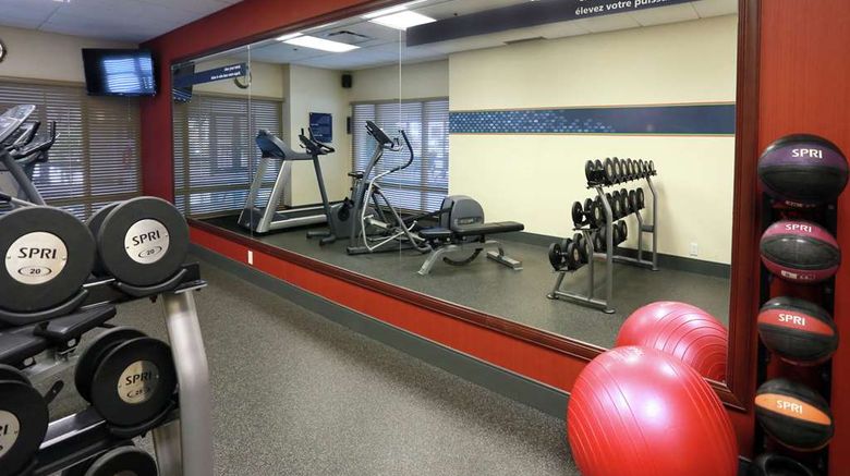 <b>Hampton Inn & Suites Laval Health</b>. Images powered by <a href="https://iceportal.shijigroup.com/" title="IcePortal" target="_blank">IcePortal</a>.
