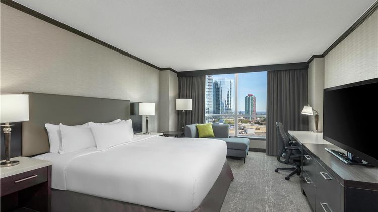 Hilton Vancouver Metrotown Room