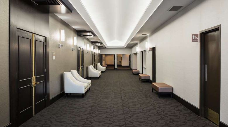 <b>Hilton Winnipeg Airport Meeting</b>. Images powered by <a href="https://iceportal.shijigroup.com/" title="IcePortal" target="_blank">IcePortal</a>.