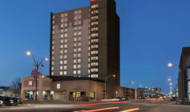Hilton Garden Inn Saskatoon Downtown Exterior