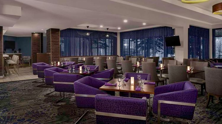 Hilton Garden Inn Calgary Airport Restaurant