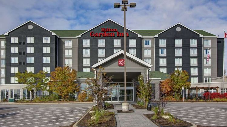 Hilton Garden Inn Ajax Exterior