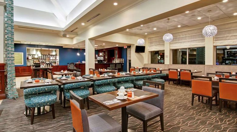 <b>Hilton Garden Inn Toronto/Burlington Restaurant</b>. Images powered by <a href="https://iceportal.shijigroup.com/" title="IcePortal" target="_blank">IcePortal</a>.