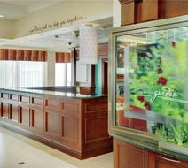 Hilton Garden Inn Toronto/Burlington Lobby