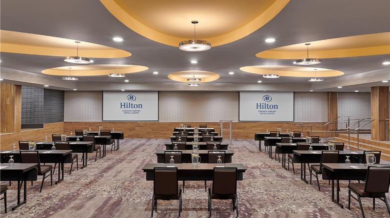 <b>Hilton Toronto Airport Hotel & Suites Meeting</b>. Images powered by <a href="https://iceportal.shijigroup.com/" title="IcePortal" target="_blank">IcePortal</a>.