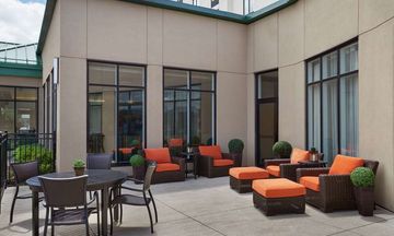 Hilton Garden Inn Toronto Arpt West