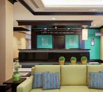 Hilton Garden Inn Toronto Arpt West Lobby