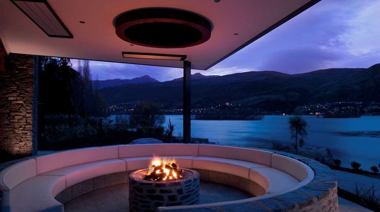Hilton Queenstown Resort & Spa Restaurant