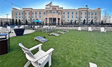 Hampton Inn & Suites, Robbinsville