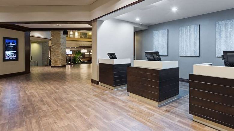 <b>Embassy Suites Denver - Tech Center Lobby</b>. Images powered by <a href="https://iceportal.shijigroup.com/" title="IcePortal" target="_blank">IcePortal</a>.