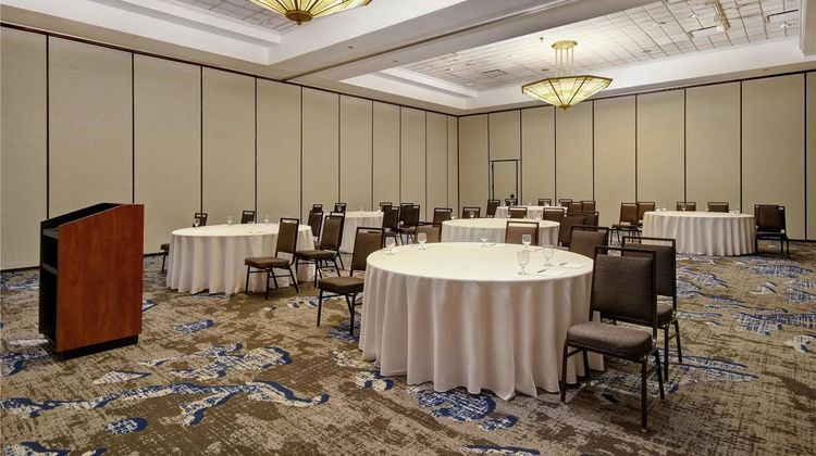 Embassy Suites Omaha Downtown Meeting