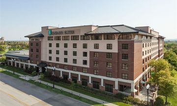 Embassy Suites Omaha Downtown