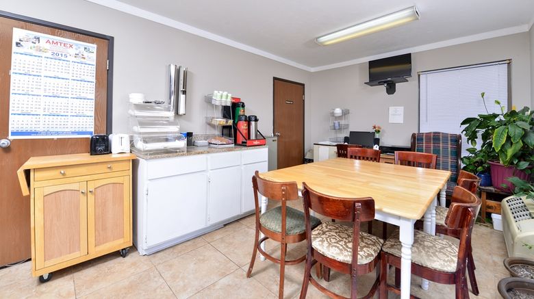 <b>Americas Best Value Inn-Augusta/South Restaurant</b>. Images powered by <a href="https://iceportal.shijigroup.com/" title="IcePortal" target="_blank">IcePortal</a>.