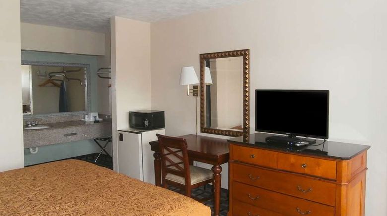 <b>Americas Best Value Inn-Augusta/South Room</b>. Images powered by <a href="https://iceportal.shijigroup.com/" title="IcePortal" target="_blank">IcePortal</a>.