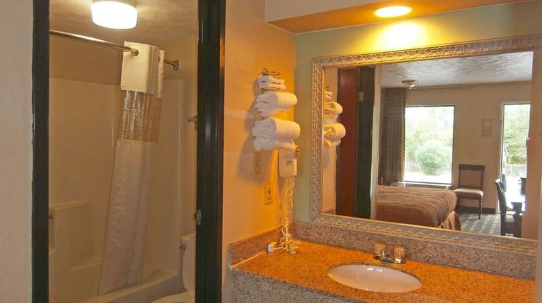 <b>Americas Best Value Inn-Augusta/South Room</b>. Images powered by <a href="https://iceportal.shijigroup.com/" title="IcePortal" target="_blank">IcePortal</a>.