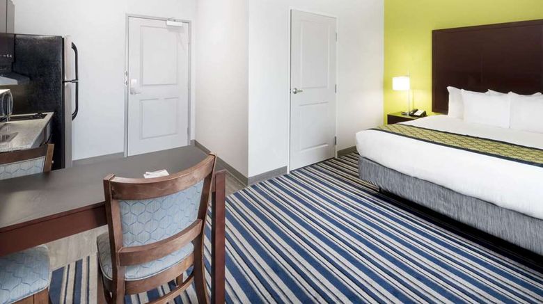 <b>Hawthorn Extended Stay by Wyndham Midland Room</b>. Images powered by <a href="https://iceportal.shijigroup.com/" title="IcePortal" target="_blank">IcePortal</a>.