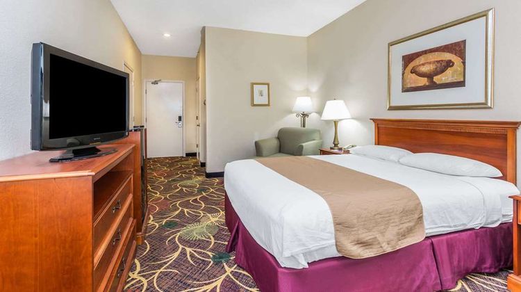 Baymont Inn & Suites Cornelia Room