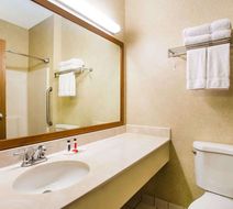 Baymont Inn & Suites Helena Room