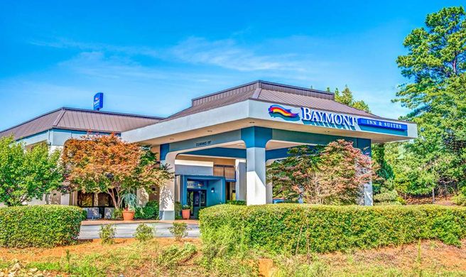 Baymont Inn & Suites McDonough Exterior