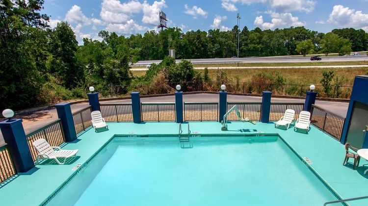 Baymont Inn & Suites McDonough Pool