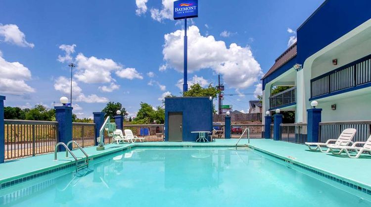 Baymont Inn & Suites McDonough Pool