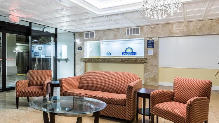 Days Inn by Wyndham St. Petersburg Lobby