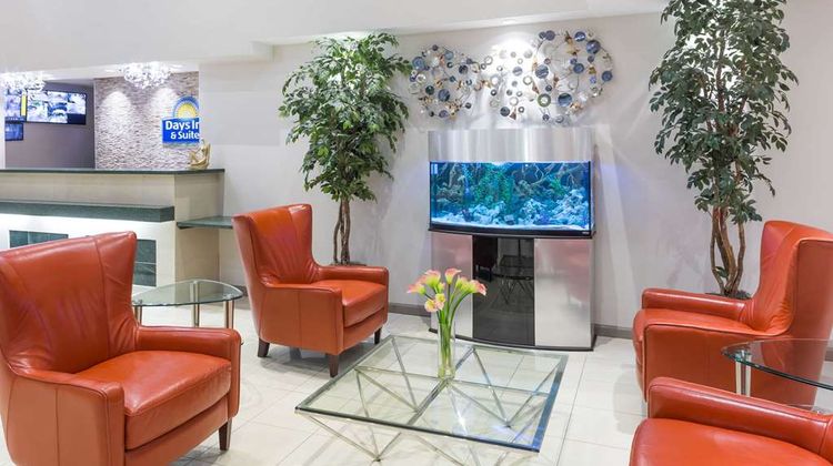 Days Inn & Suites Ft Myers nr JetBlue Pk Lobby