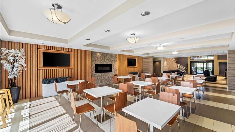 Days Inn & Suites Ft Myers nr JetBlue Pk Restaurant