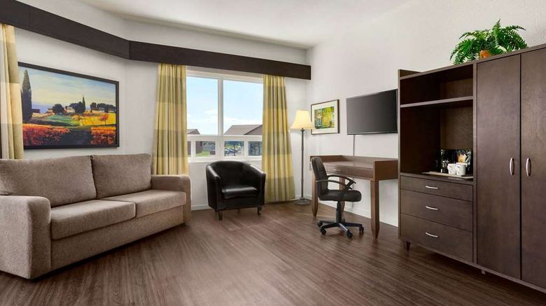 <b>Days Inn Montmagny Suite</b>. Images powered by <a href="https://iceportal.shijigroup.com/" title="IcePortal" target="_blank">IcePortal</a>.
