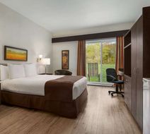 Days Inn Montmagny Room