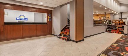 Days Inn Woodbury Lobby