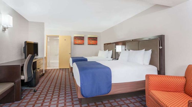 Days Inn Woodbury Room