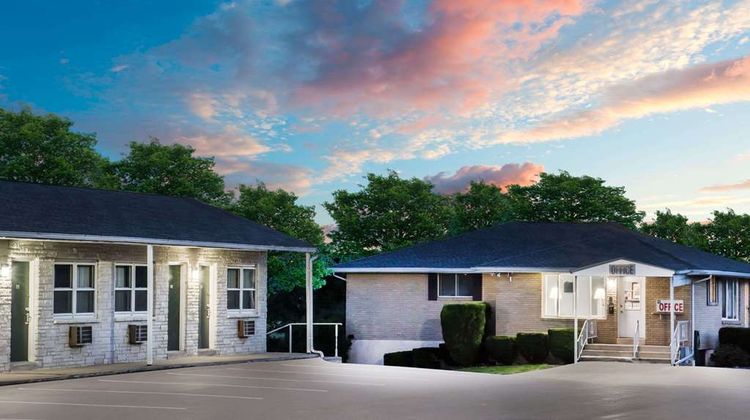 Knights Inn Pine Grove Exterior