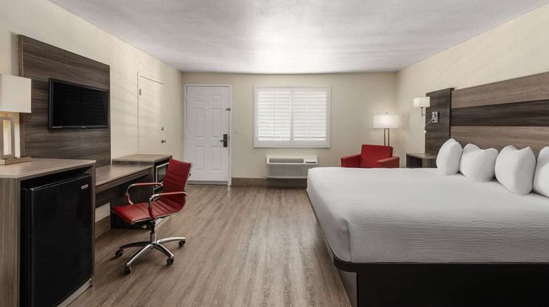 <b>Ramada Kingman Room</b>. Images powered by <a href="https://iceportal.shijigroup.com/" title="IcePortal" target="_blank">IcePortal</a>.