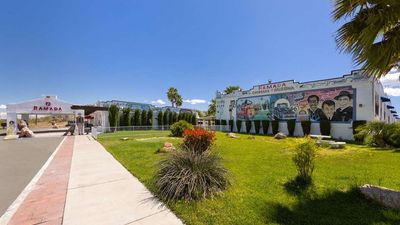 Ramada Kingman