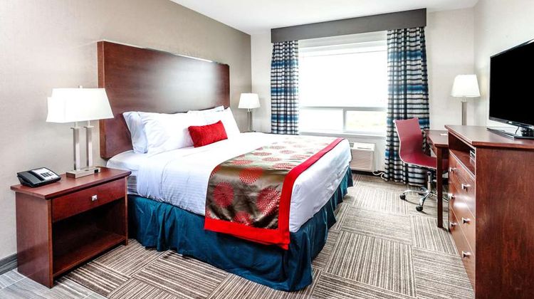 Ramada by Wyndham Moose Jaw Room