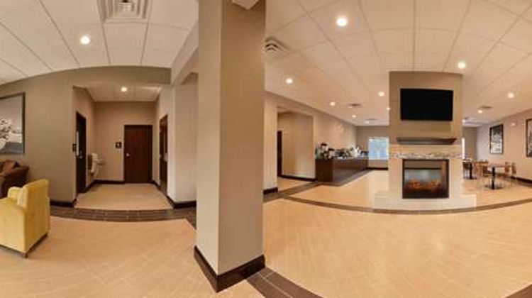 Super 8 Hershey Lobby