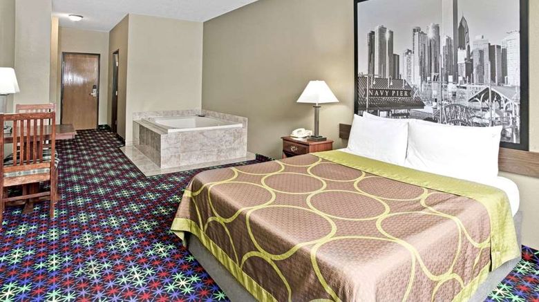 <b>Super 8 Gurnee Suite</b>. Images powered by <a href="https://iceportal.shijigroup.com/" title="IcePortal" target="_blank">IcePortal</a>.