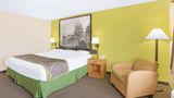 Super 8 Davenport Room