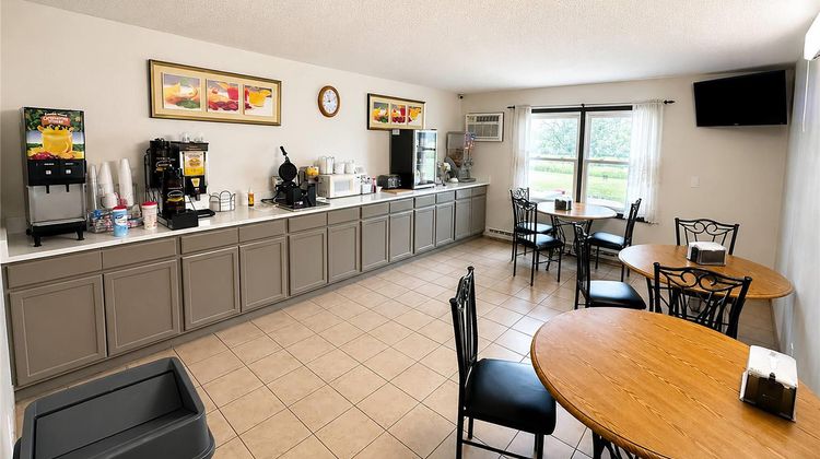 Days Inn by Wyndham Denison IA Restaurant