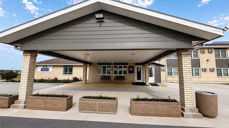 <b>Days Inn by Wyndham Denison IA Exterior</b>. Images powered by <a href="https://iceportal.shijigroup.com/" title="IcePortal" target="_blank">IcePortal</a>.