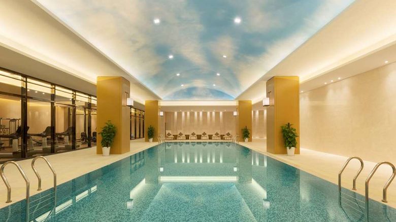<b>Wyndham Chongqing Yuelai Pool</b>. Images powered by <a href="https://iceportal.shijigroup.com/" title="IcePortal" target="_blank">IcePortal</a>.