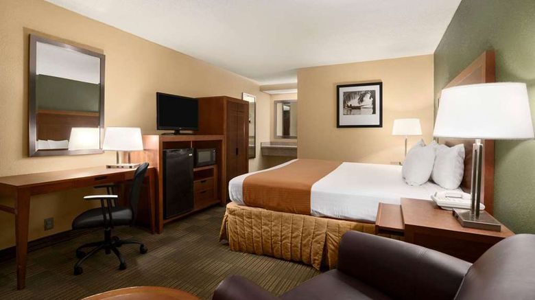 <b>Days Inn Jacksonville Airport Room</b>. Images powered by <a href="https://iceportal.shijigroup.com/" title="IcePortal" target="_blank">IcePortal</a>.