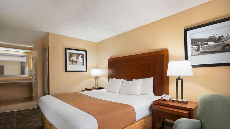 <b>Days Inn Jacksonville Airport Room</b>. Images powered by <a href="https://iceportal.shijigroup.com/" title="IcePortal" target="_blank">IcePortal</a>.