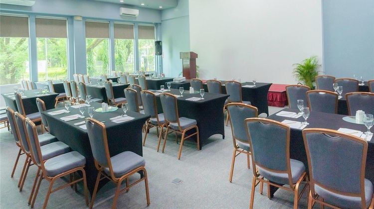 Microtel by Wyndham UP Technohub Meeting