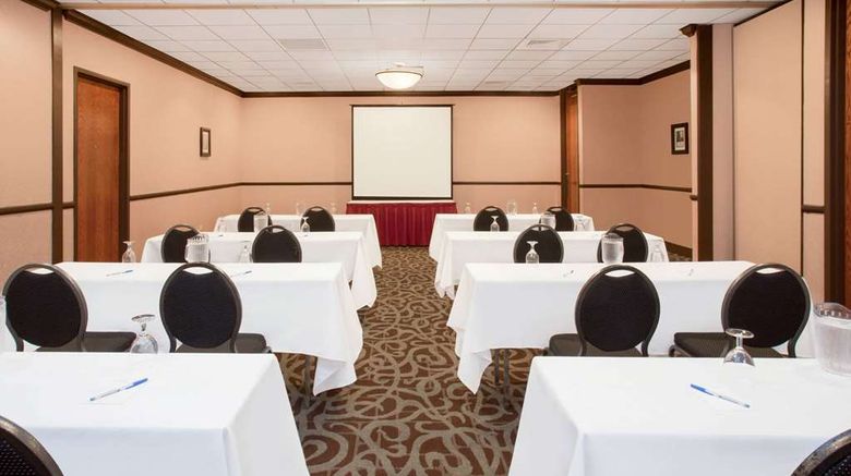 <b>Wyndham Garden Schaumburg Chicago NW Meeting</b>. Images powered by <a href="https://iceportal.shijigroup.com/" title="IcePortal" target="_blank">IcePortal</a>.