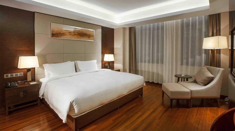 <b>Ramada Plaza Xi'an South Room</b>. Images powered by <a href="https://iceportal.shijigroup.com/" title="IcePortal" target="_blank">IcePortal</a>.