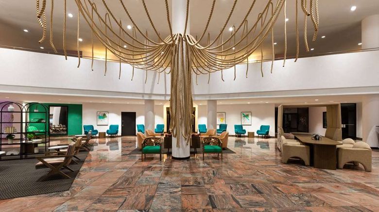 <b>Wyndham Garden Norfolk Downtown Lobby</b>. Images powered by <a href="https://iceportal.shijigroup.com/" title="IcePortal" target="_blank">IcePortal</a>.